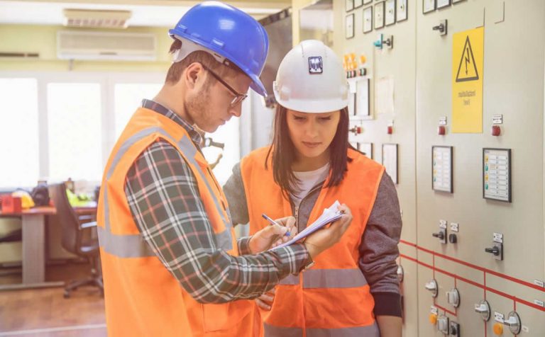 Engenharia Elétrica Saiba tudo sobre o curso preço mercado de trabalho